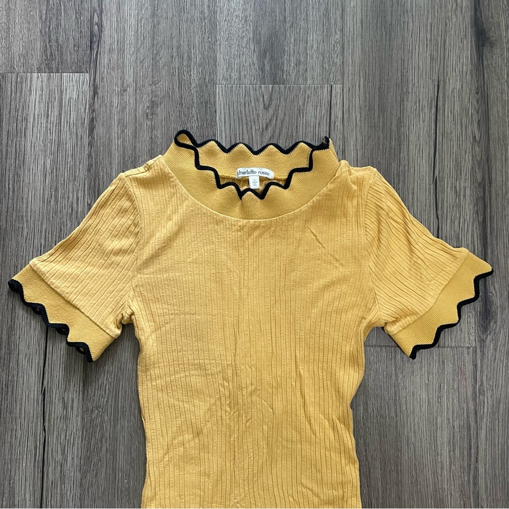 Yellow Ribbed Bodycon Dress - Picture 2 of 3